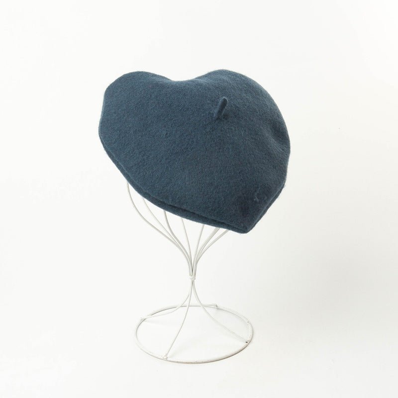 Europe and America Heart-Shaped Beret