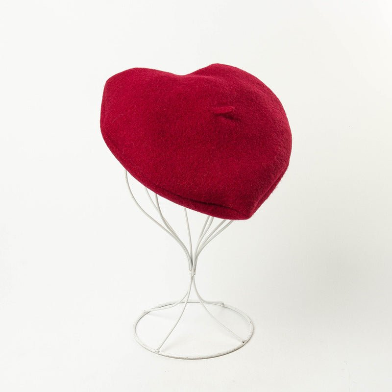 Europe and America Heart-Shaped Beret