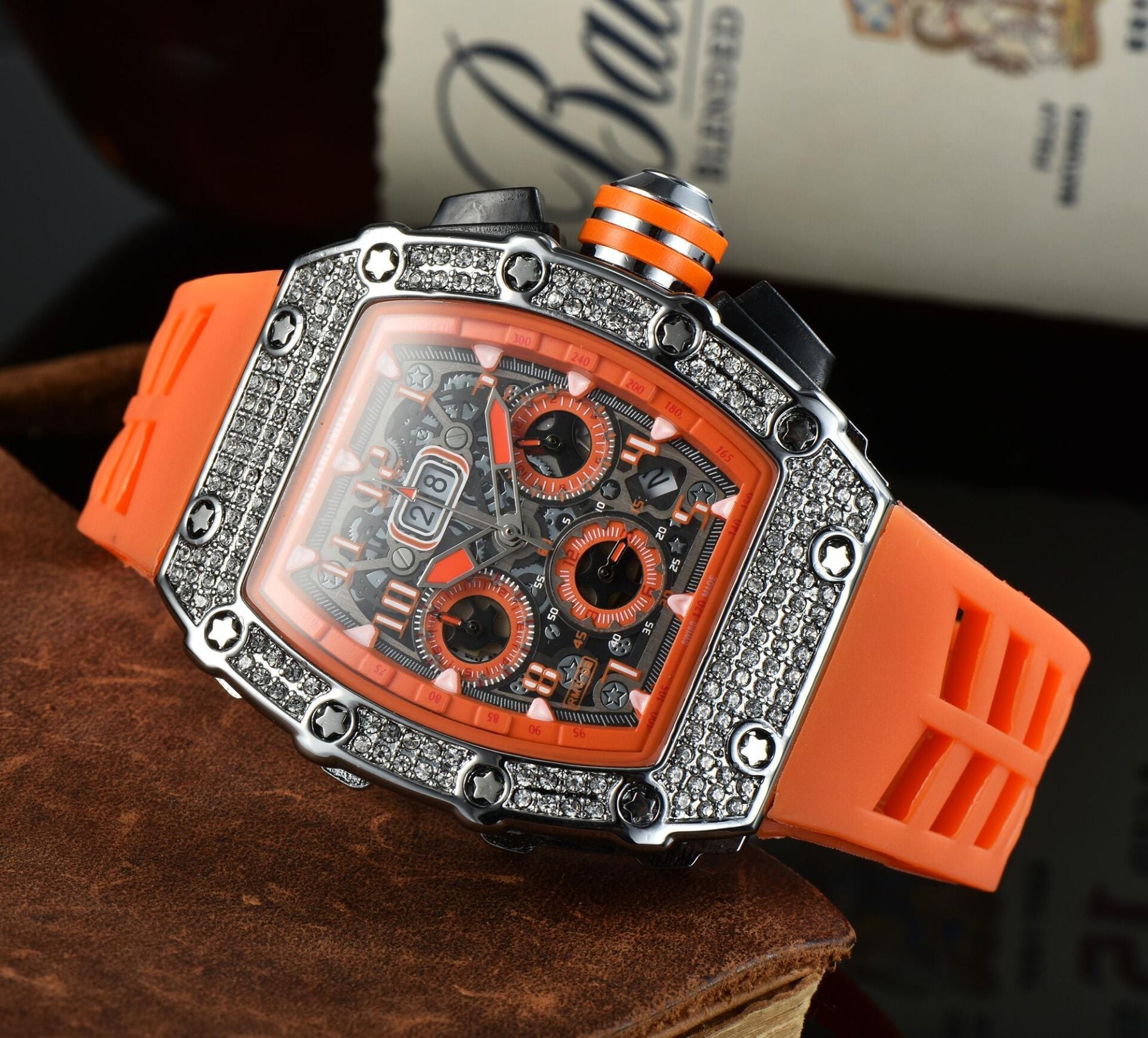 Fashion Diamond Gypsophila Watch Men