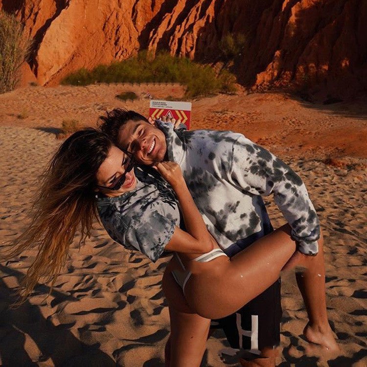 Graffiti printed hooded couple sweater